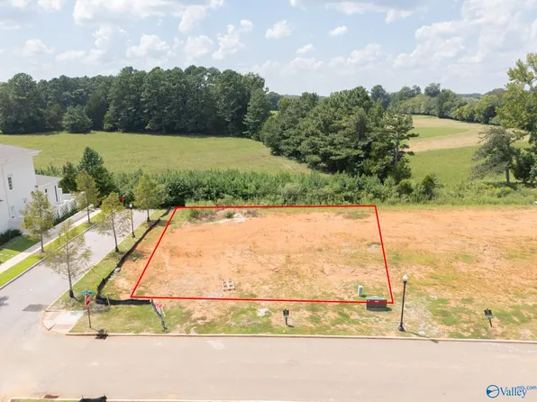 21 Wickenden St NW, Huntsville, AL 35806