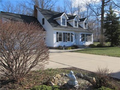 37181 Reeves Rd, Eastlake, OH, 44095