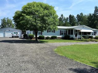 28750 Lowcountry Hwy, Smoaks, SC 29481