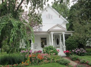 34 Washington St, Livonia, NY 14487