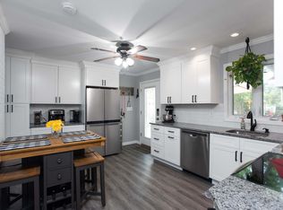 116 Greenbrook Rd, Green Brook, NJ 08812