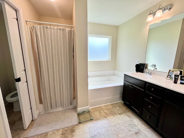 108 Wynstone Dr — Photo 10