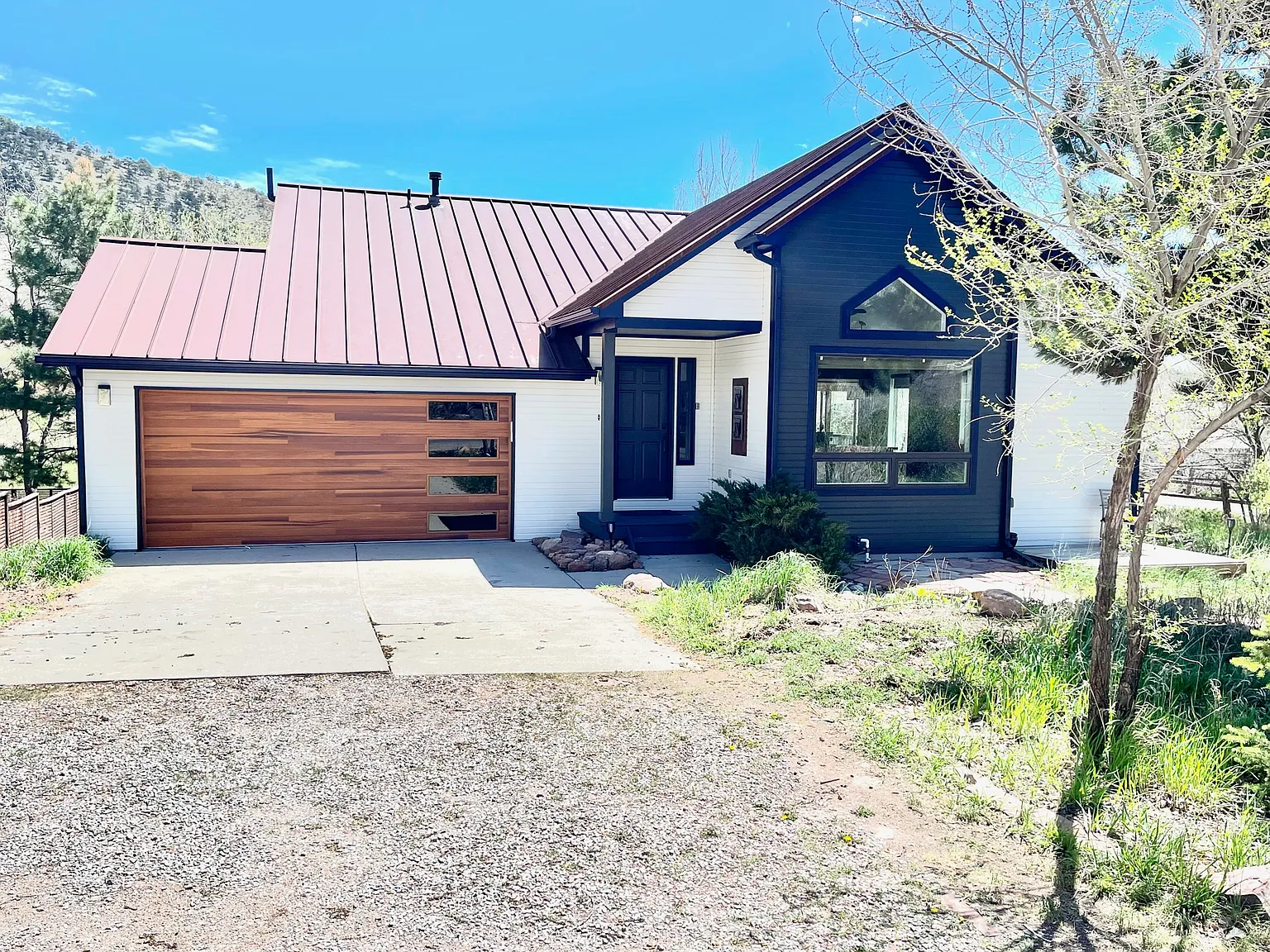 3 bed, 1500 sqft, $3,097 — Photo 1