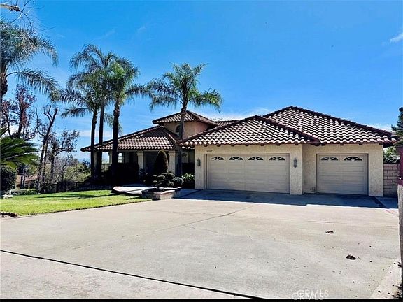 2nd image of 10983 Boulder Canyon Rd