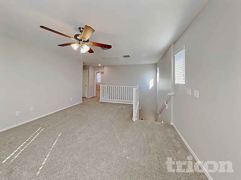 11690 N 166th Dr — Photo 15
