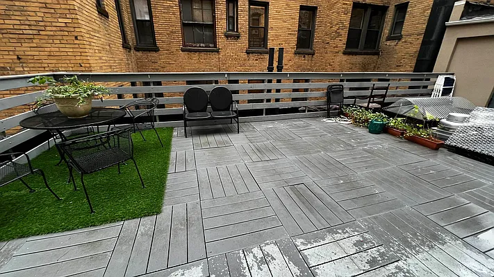 Rented by HOLTON REAL ESTATE INC. | media 20