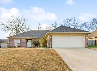 350 Meadow Creek Dr, Haskell, AR 72015