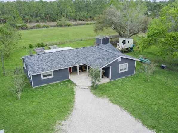 2210 20th AVE NE, NAPLES, FL 34120