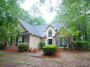 552 Horseshoe Cir, Stockbridge, GA 30281