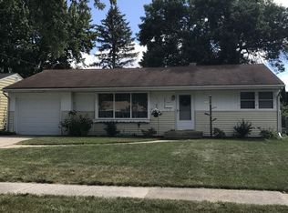 3819 Barrington Rd, Rockford, IL 61107