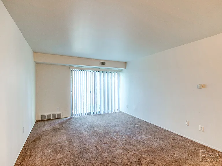 The Glens Apartments — Photo 18
