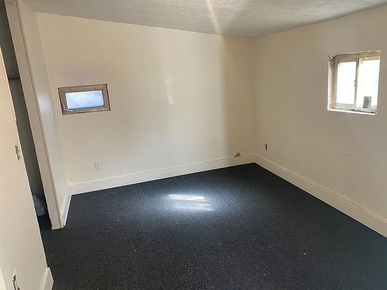 1192 Harpster Ave — Photo 7