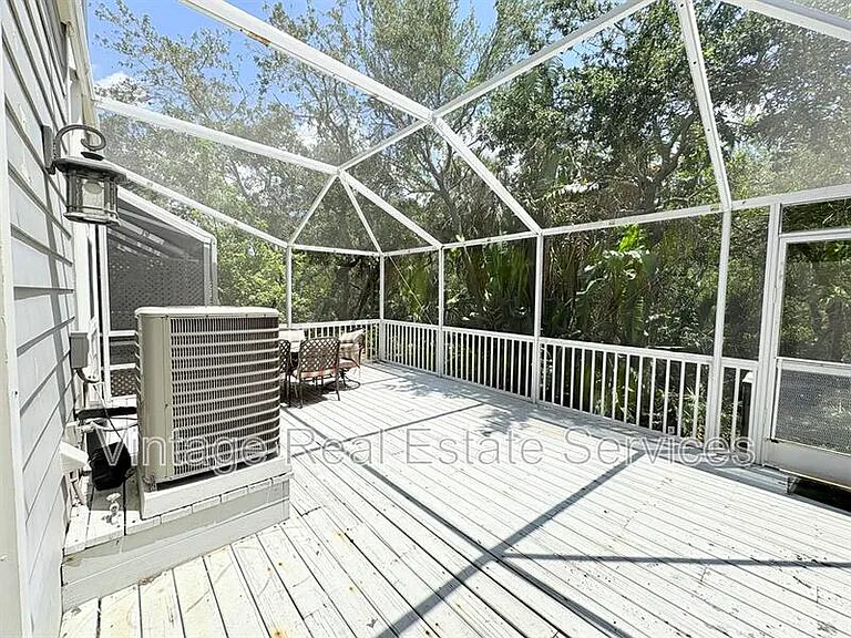 2856 Bayshore Trails Dr — Photo 28