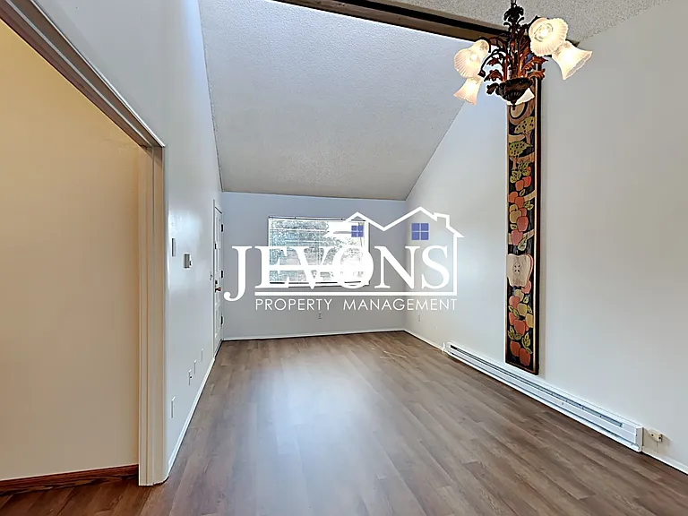 807 W Chestnut Ave #21 — Photo 12