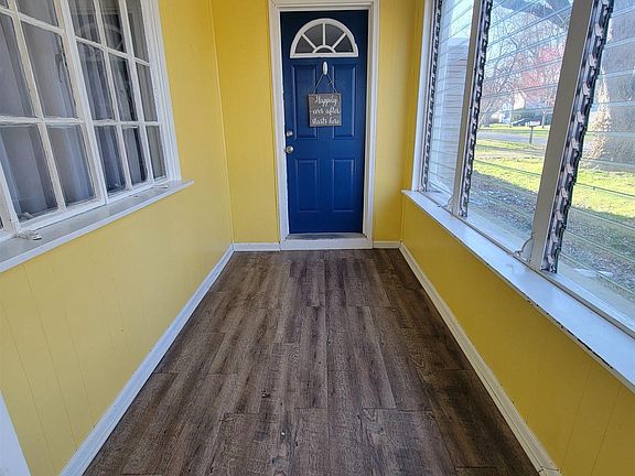 5th image of 3009 W Oaklyn Ave