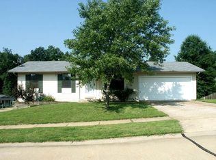 254 Valley View Ridge Dr, Valley Park, MO 63088