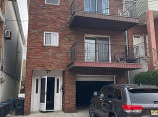 16 Western Ave #2, Jersey City, NJ 07307