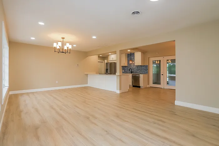 3950 Bougainvillea Dr — Photo 5