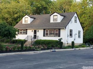 589 Englishtown Rd, Monroe Township, NJ 08831