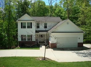1115 Berwyn Ln, Newark, OH 43055