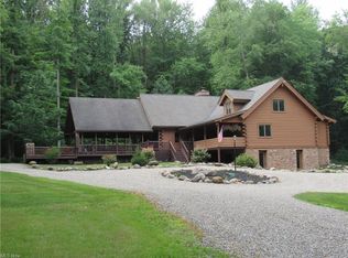 5182 Winchell Rd, Mantua, OH 44255