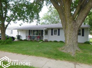 706 Broadway St, West Burlington, IA