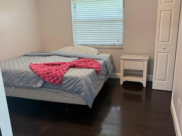 9024 Apache Blvd #A — Photo 21
