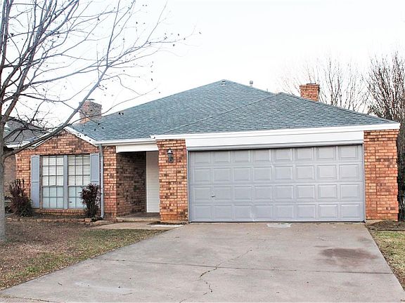 2nd image of 3406 Country Club Pl