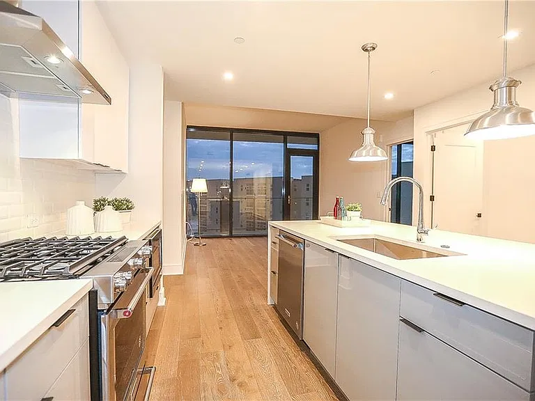 788 W Marietta St NW #303 — Photo 11