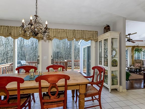 3rd image of 200 Deerfield Dr