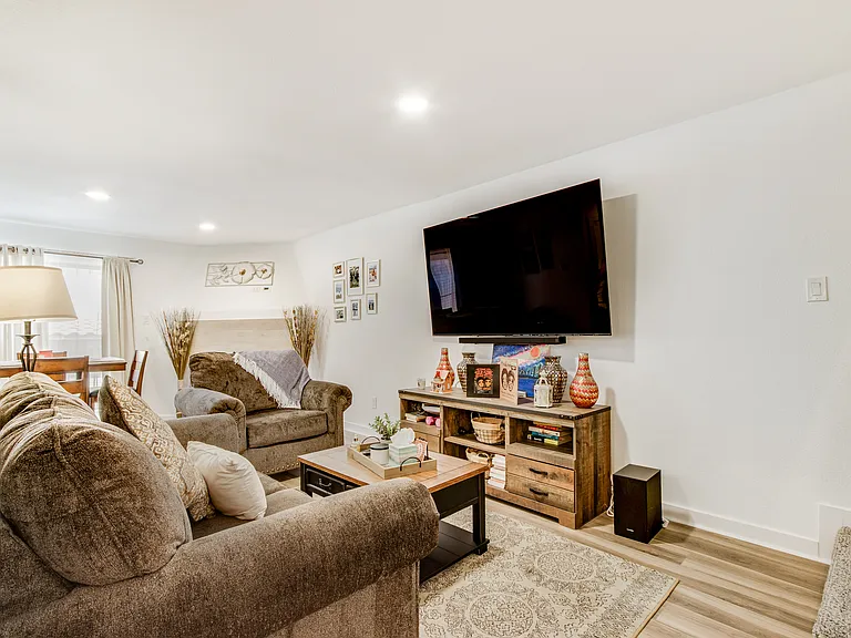 4777 Cedar Springs Rd #7P — Photo 9