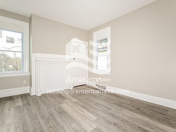 3-Living Room