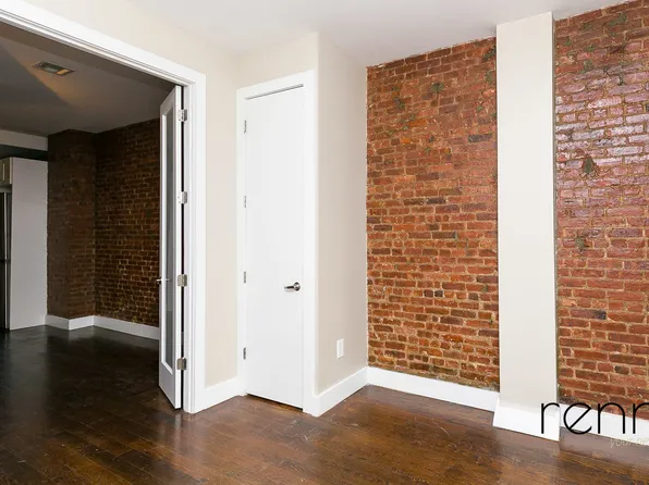 205 Street James' Place image 15 of 26