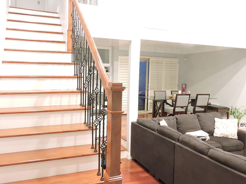 1st image of 11738 Moorpark St APT K