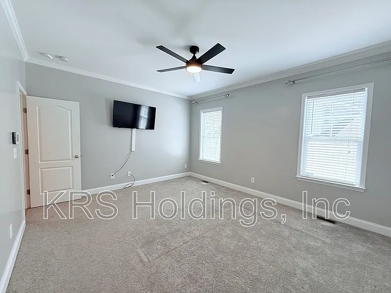 5810 Spring Glen Ln — Photo 15
