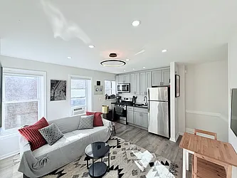 716 Hancock Street, #2