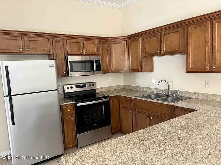 114 Earle Taylor Ln — Photo 7
