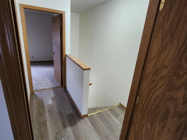 2412 Pine Ridge Rd — Photo 9