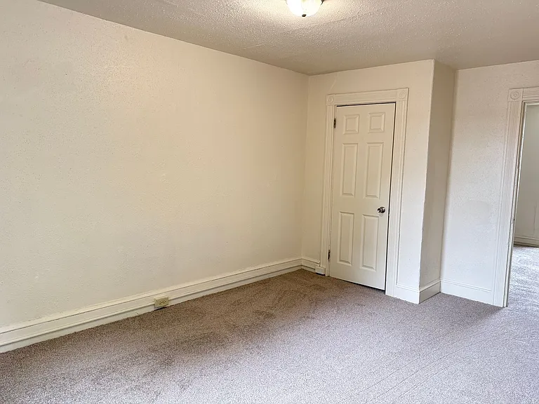 454 W. King St. — Photo 11