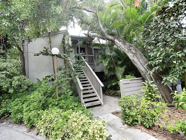 1601 Pelican Point Dr #HA215 — Photo 2