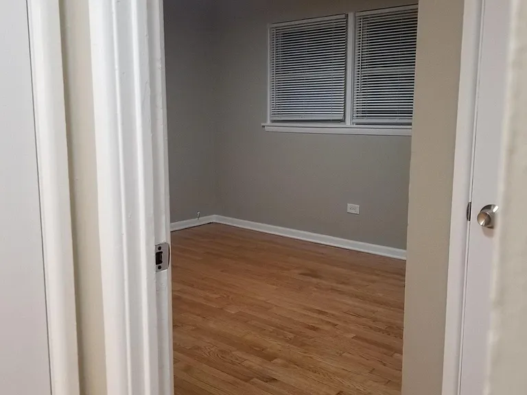 2857 W 38th St #3 — Photo 10