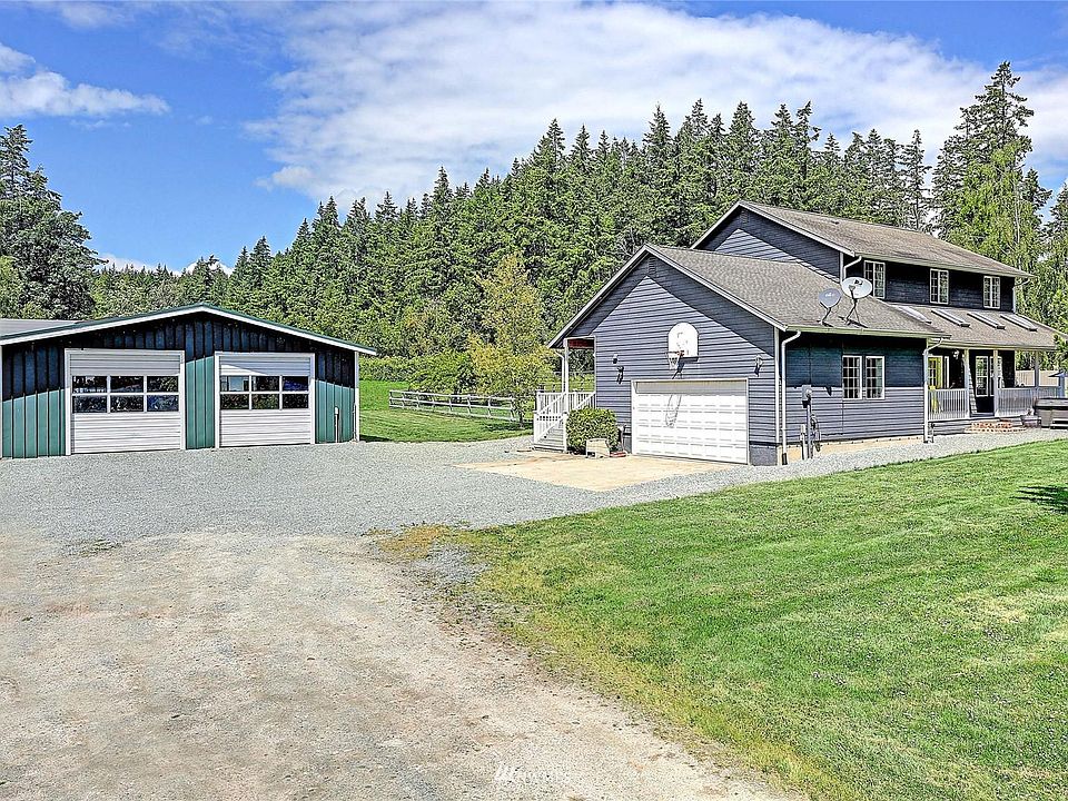 1st image of 1680 SE Camano Dr
