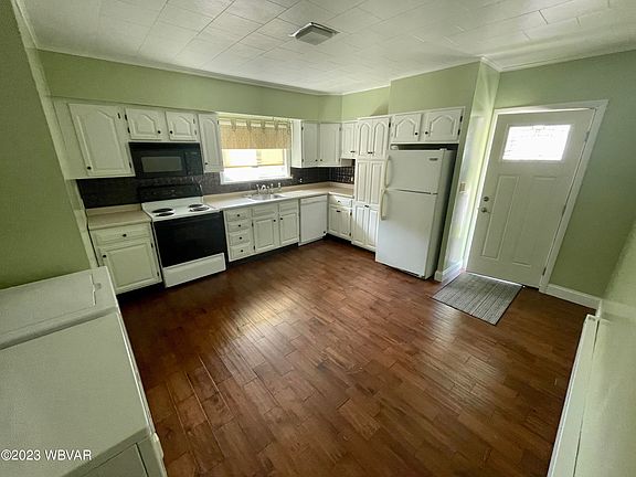 2nd image of 129 N Arch St