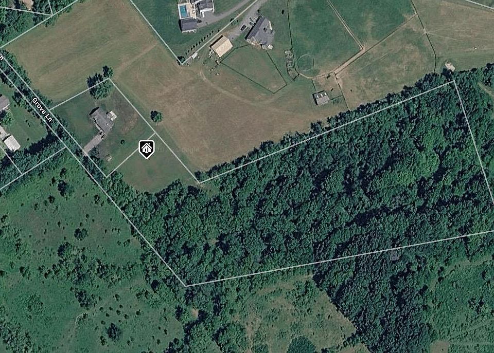 1st image of 440 Grove Ln