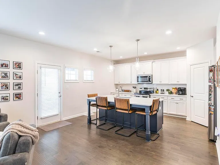 105 Pearl Moss Ln — Photo 14