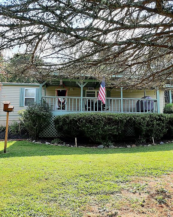 2/2 Clarks Chapel Home