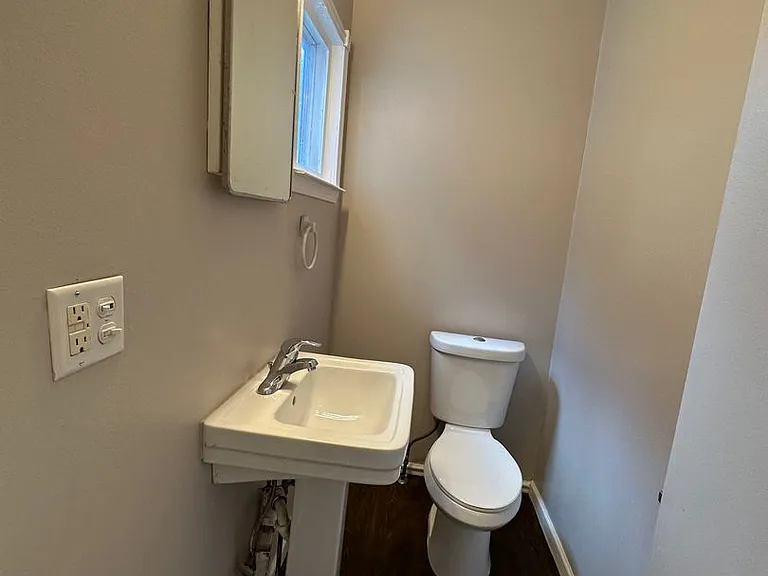 1503 North Ave NE — Photo 7