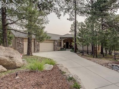 210 Stonebeck Ln, Colorado Springs, CO, 80906