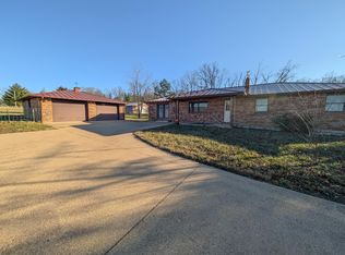 2464 State Route Cc, West Plains, MO 65775