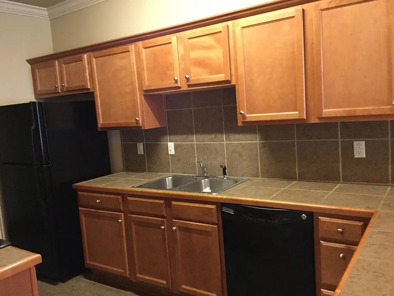5356 Arlington Ct — Photo 11